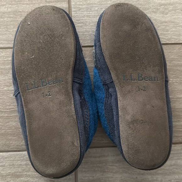 Ll bean boy’s slippers size 1-2 - Picture 2 of 3
